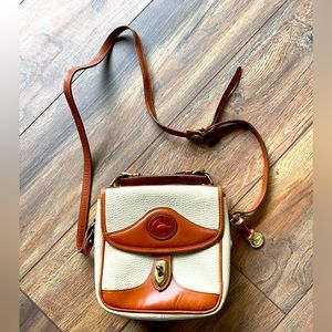 Classic Vintage DOONEY AND BOURKE